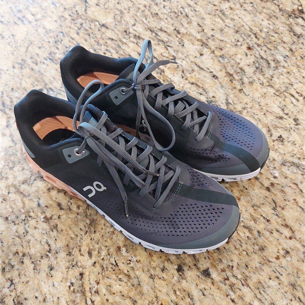 On Cloud CLOUDFLOW Running Sneakers Women's Size 8.5 Black/Gray/Pink